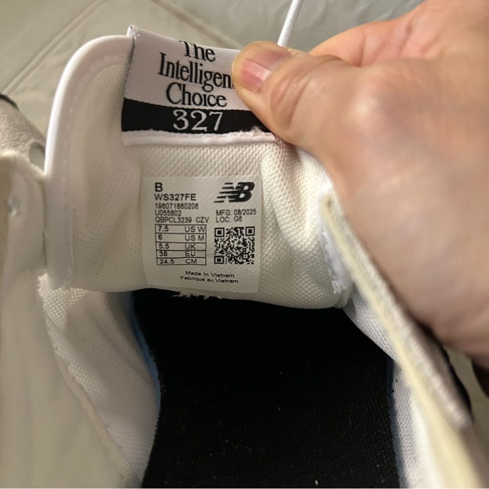 New Balance Retro 70s Style Sneakers 7.5 Low Profile Lace Up Casual Athletic - Picture 10 of 12